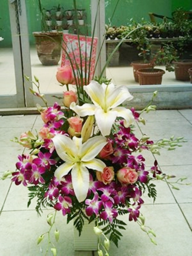 Contoh gambar rangkaian bunga  jual rangkaian bunga meja 